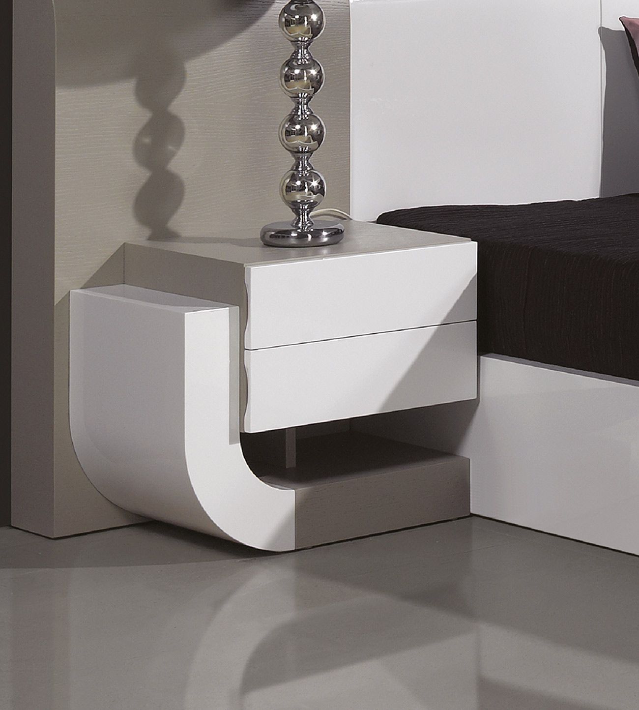 Mesa de Cabeceira Gabrielle, Mesas de cabeceira para combinar com a mobília do teu quarto.