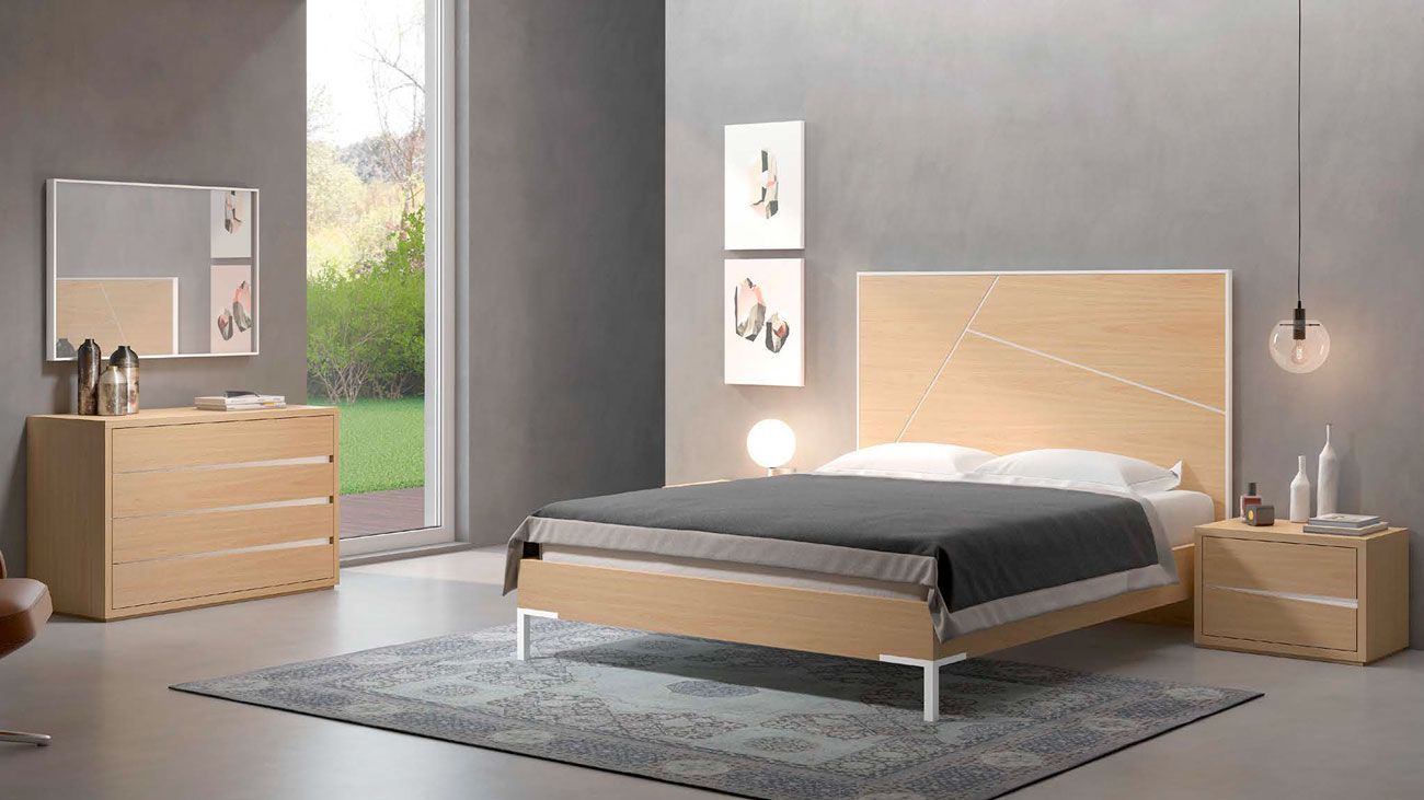 Quarto Casal ML21, Quartos de Casal completos com cama de casal e mesas de cabeceira.