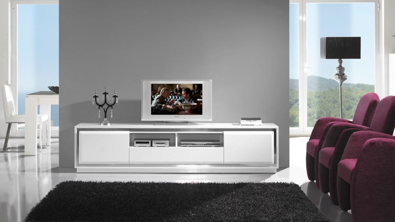 Sala de Estar Dian, Na Graça Interiores encontras diferentes ofertas de estantes TV para completar o teu espaço. Design moderno e funcional adaptados as tuas necessidades.