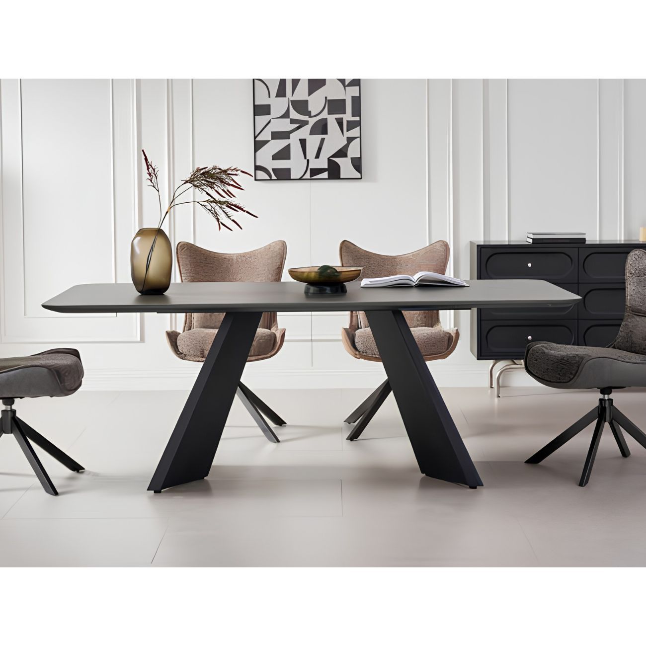 Mesa Black, Mesas de jantar de diversos tamanhos e estilos à escolha
