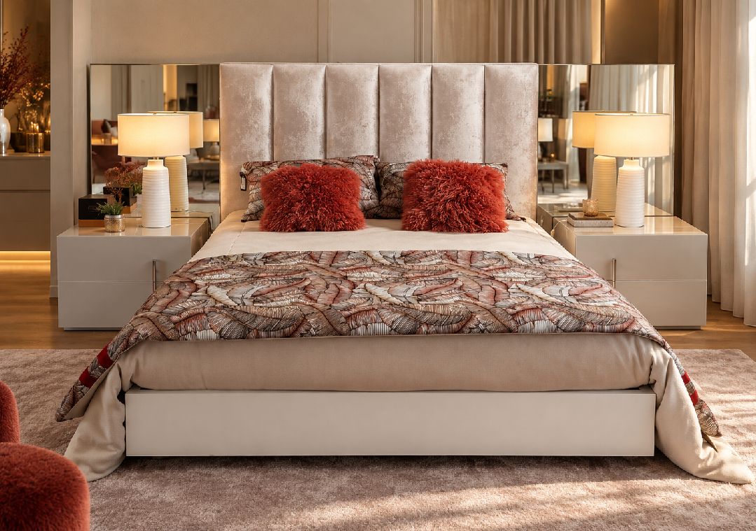 Cama Casal Cadiz, Camas Estofadas de vários estilos e opções de acabamentos.