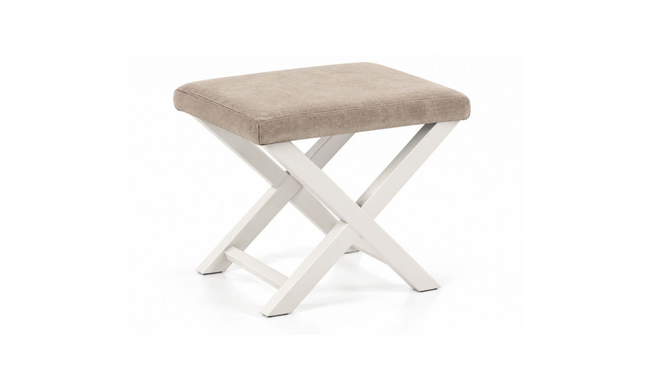 Banqueta R30, Vários tipos de mobiliário para dares mais Graça à tua casa. Quartos completos, salas de jantar e salas de estar para todos os gostos.
