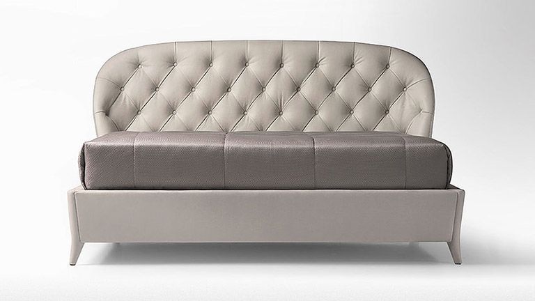Cama de Casal MogiCapi, Camas Estofadas de vários estilos e opções de acabamentos.