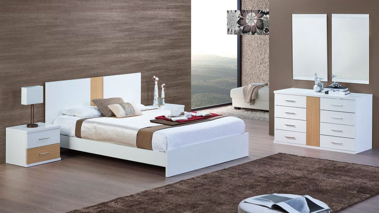 Quarto Casal Dubai, Quartos de Casal completos com cama de casal e mesas de cabeceira.