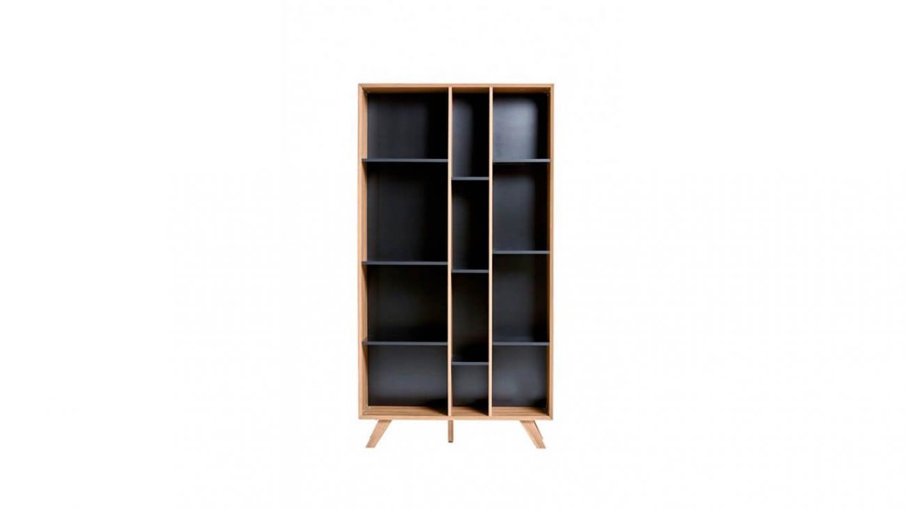 Livreiro Tivoli, Estantes livreiros de arrumo cómodo para os livros.